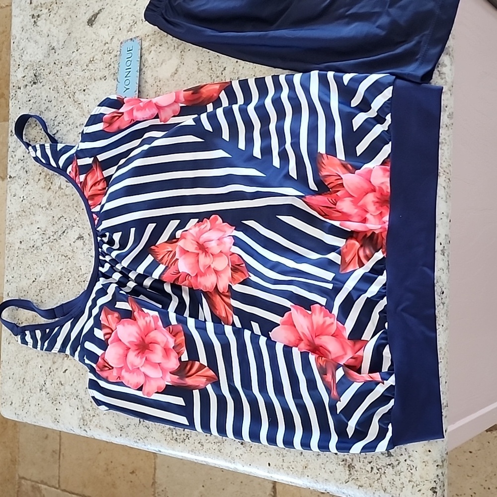 Women's Tankini top (XL) with swim shorts (14) with tags